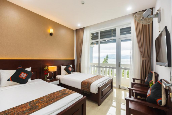 top 15 khách sạn đà nẵng có bãi biển riêng đáng lưu tâm nhất