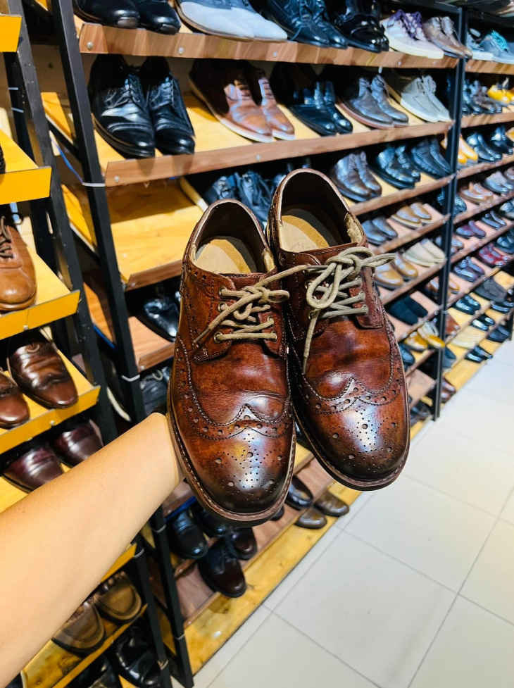cửa hàng, top 5 địa điểm cung cấp giày 2hand cần thơ uy tín