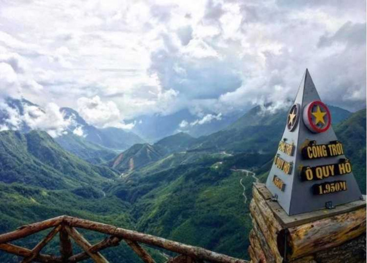 Đèo Ô Quy Hồ là một trong tứ đại đỉnh đèo nổi danh của Việt Nam