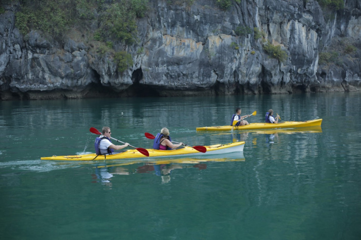 khám phá, kỹ năng, trải nghiệm, thuyền kayak và các dòng kayak cơ bản