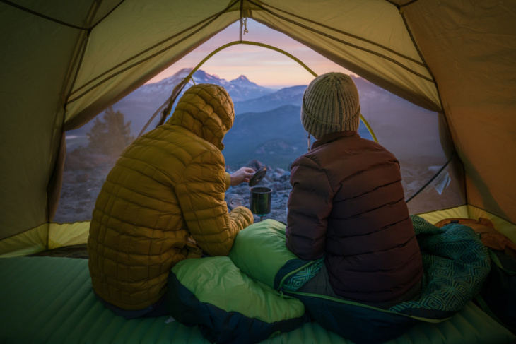 Cần chú ý những gì khi đi cắm trại qua đêm?