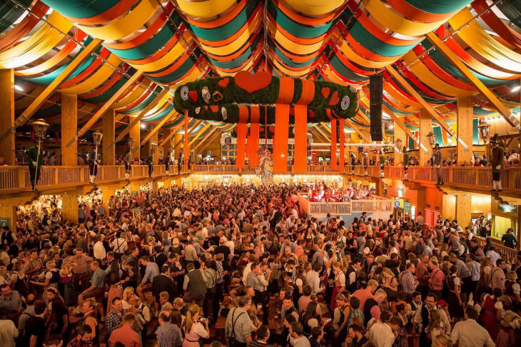 Sôi động 9 lễ hội ở Đức ai cũng muốn trải nghiệm một lần trong đời