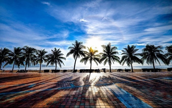 khám phá, top 5 bãi biển đẹp nhất đà nẵng 'hớp hồn' khách du lịch