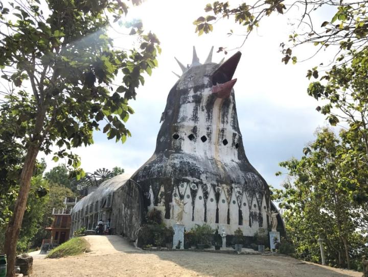 nhà thờ con gà, địa điểm du lịch, , khám phá, trải nghiệm, ‘nhà thờ con gà’ bí ẩn nằm giữa núi đồi bị bỏ hoang nhiều năm
