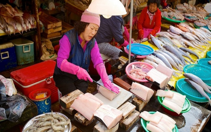 Mê mẩn trước thiên đường hải sản chợ Jagalchi Hàn Quốc