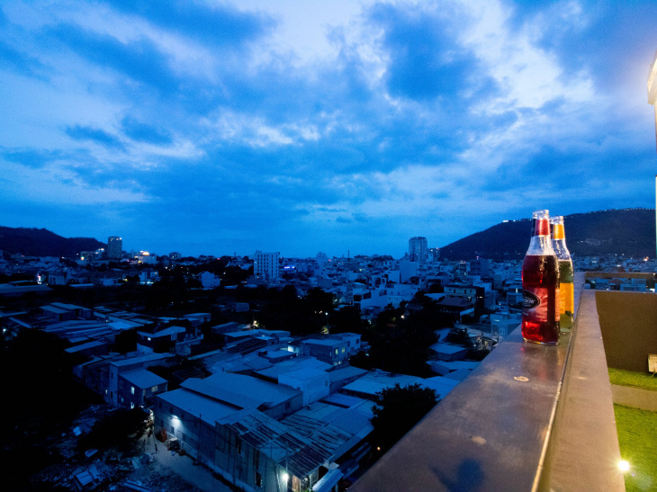 Camelia Rooftop – Chill Sân Thượng Ngắm Hoàng Hôn Vũng Tàu
