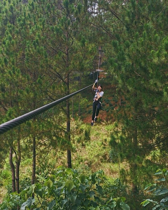 Lưu ngay những địa điểm trượt Zipline ở Việt Nam dành cho người ‘chơi hệ cảm giác mạnh’