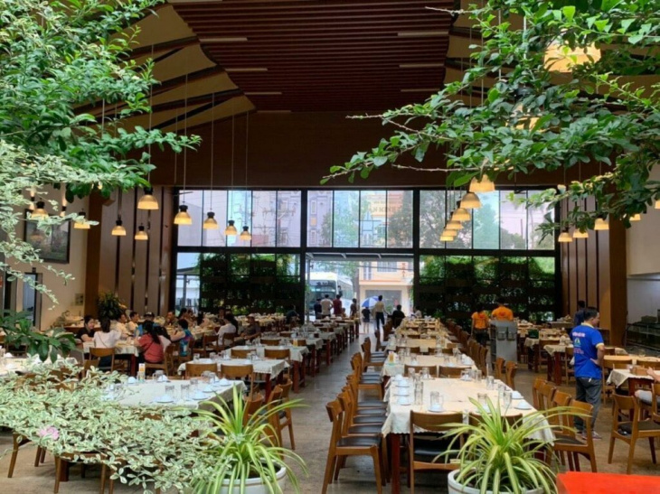 Nhà hàng Hạnh Nhung Phú Quốc: Nhà hàng sang xịn thuộc top tại Phú Quốc