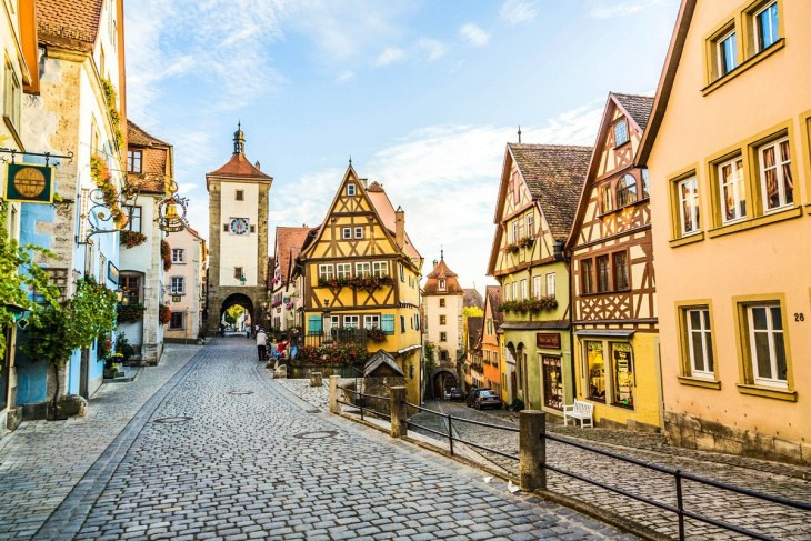 Vẻ đẹp siêu thực của Rothenburg – thị trấn lãng mạn nhất nước Đức