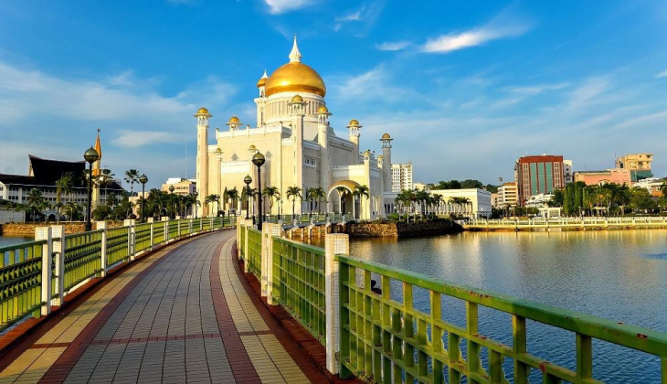Ghé thăm xứ sở dát vàng Brunei