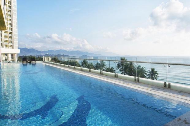 điểm đẹp, top 8 khách sạn nha trang có bể bơi vô cực cho du khách