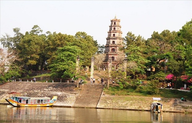 Khám phá top 10 ngôi chùa cổ ở Huế nổi tiếng và linh thiêng nhất