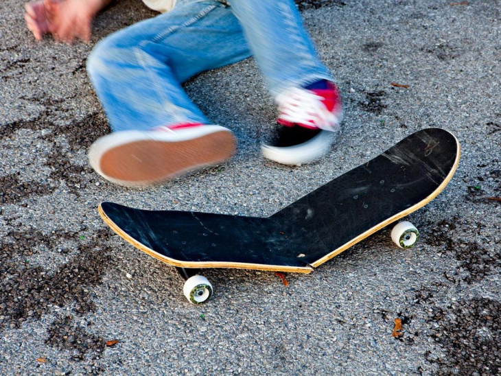 thể thao, tổng hợp các phụ kiện ván trượt skateboard mà bạn nên có