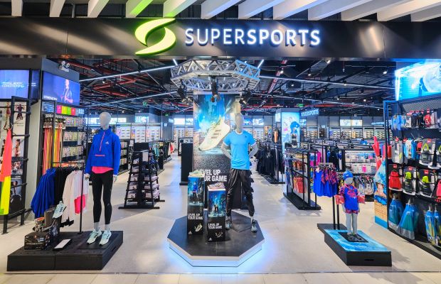 Top 8 Shop bán giày thể thao đẹp nhất quận Long Biên, Hà Nội
