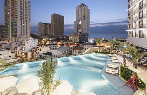 Top 10 khách sạn Nha Trang có hồ bơi cực đẹp dành cho khách nghỉ dưỡng
