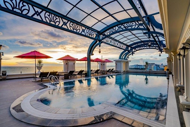 Top 7 khách sạn Phú Quốc có hồ bơi view đẹp mà bạn nên ghé thăm
