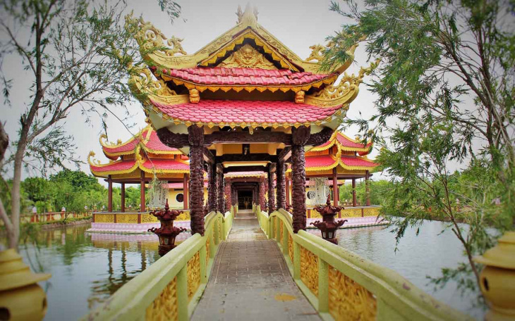 chùa vạn phước bến tre – ngôi chùa đẹp tựa tiên cảnh (2022)