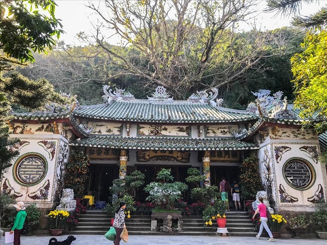 điểm du lịch đà nẵng, khám phá lịch sử lâu đời và kiến trúc độc đáo ở chùa non nước đà nẵng