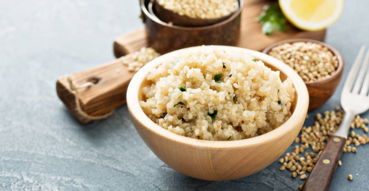 món bánh, nguyên liệu làm bánh, quinoa là gì? tác dụng và cách chế biến quinoa đơn giản