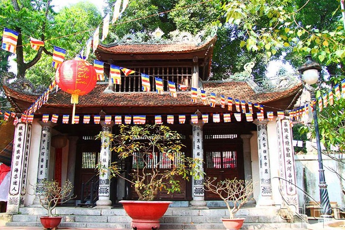 Khám phá điểm du lịch tâm linh chùa Chân Tiên Hà Tĩnh