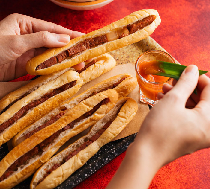 Bánh mì que Đà Nẵng: Đặc sản vỉa hè Ngon – Bổ – Rẻ