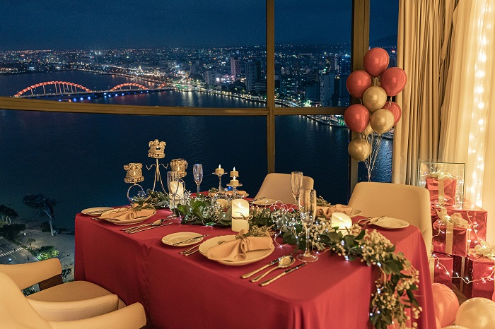 Top 4 lý do nhất định phải chọn “Dining in the sky” cho bữa tiệc cuối năm vui bất ngờ