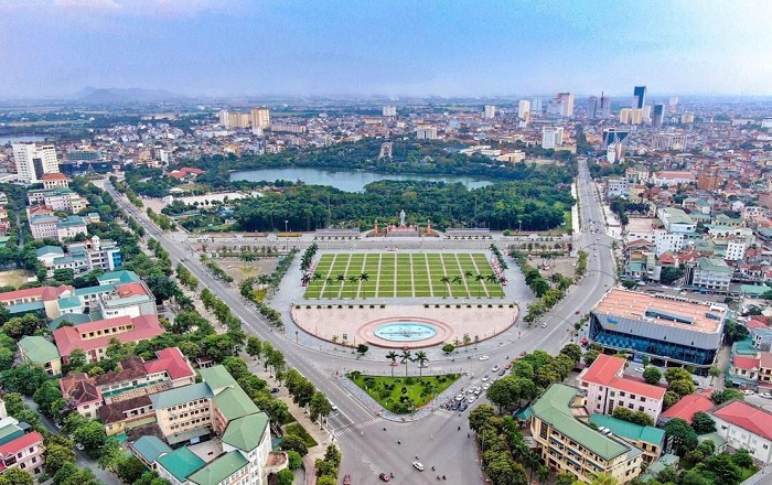 Ghé thăm quảng trường Hồ Chí Minh thành phố Vinh Nghệ An