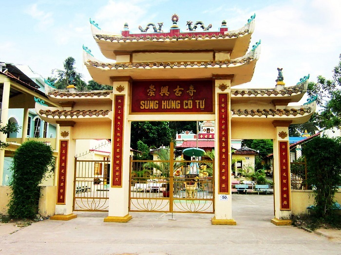 Chiêm bái chùa Sùng Hưng Phú Quốc - Kinh nghiệm tham quan