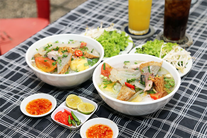 Lưu luyến hương vị bún cá Nha Trang - Đặc sản thành phố biển xinh đẹp