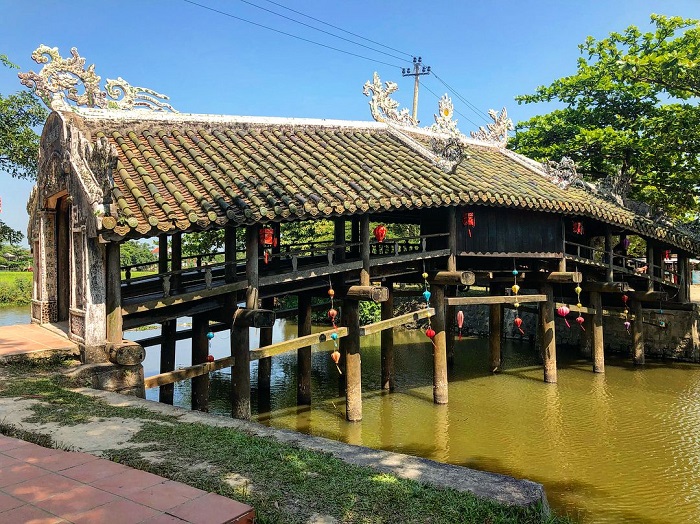 Thăm cầu ngói Thanh Toàn với kiến trúc đẹp, độc đáo ở Huế