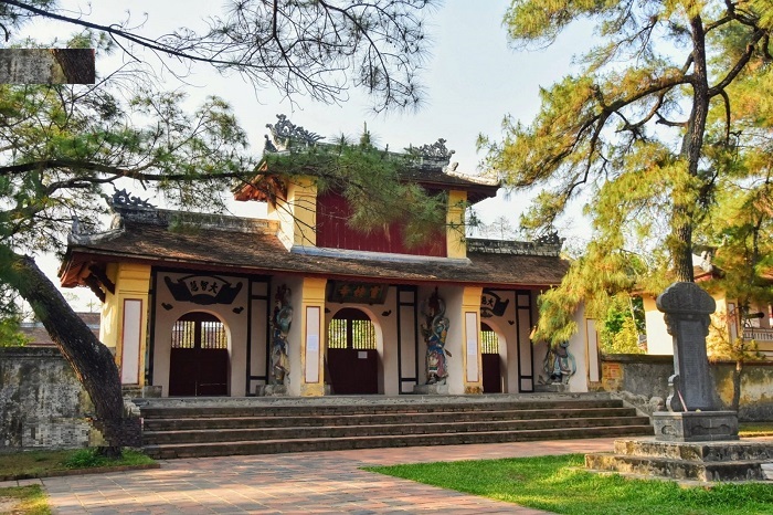 điểm du lịch huế, chùa thiên mụ huế - khám phá ngôi chùa thiêng 400 năm tuổi