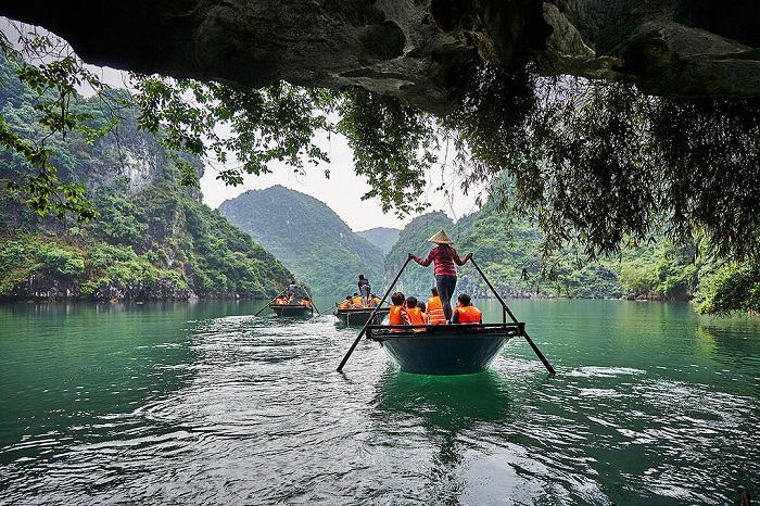 cẩm nang, khám phá, trải nghiệm, về hạ long nghe “chuyện tình” hang trống và hang trinh nữ