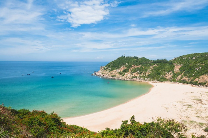 Tận mắt chiêm ngưỡng biển Đại Lãnh - 1 trong 10 bãi biển đẹp nhất Việt Nam