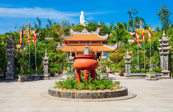 Top 11 ngôi chùa Nha Trang ĐẸP và NỔI TIẾNG nhất