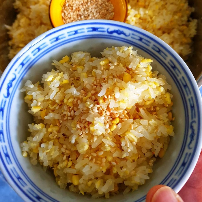 Về Cần Thơ ăn thử món xôi đậu xanh từ gạo nếp chuẩn Đồng Bằng sông Cửu Long