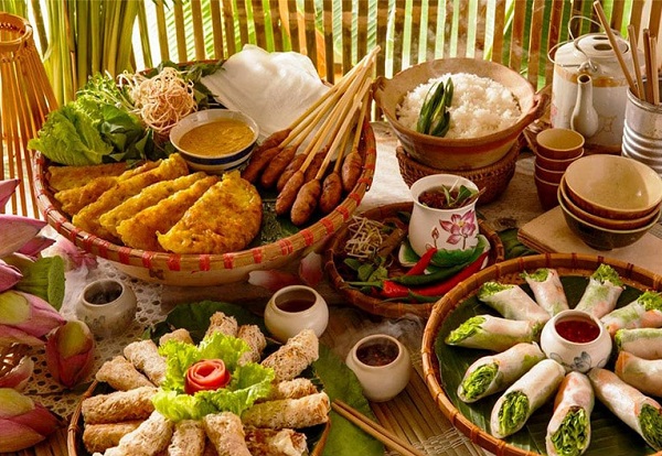 Bỏ túi ngay kinh nghiệm khám phá ẩm thực Đà Nẵng SIÊU XỊN