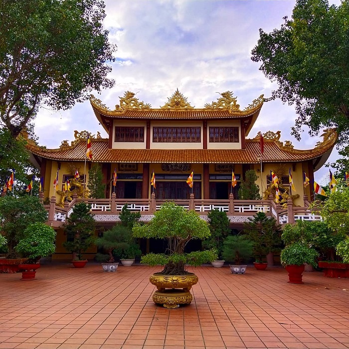 điểm du lịch đà nẵng, chùa pháp lâm đà nẵng – kinh nghiệm tham quan đầy đủ, chi tiết nhất