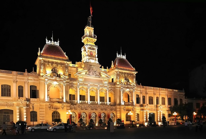 ‘Oanh tạc’ Sài Gòn về đêm với list 11 địa điểm HOT nhất