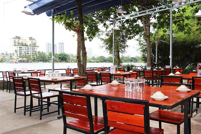 15 nhà hàng bên sông sài gòn view đẹp, từ bình dân đến sang chảnh