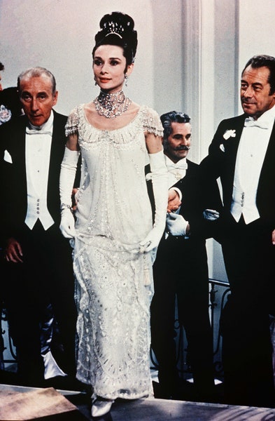 biểu tượng của điện ảnh và thời trang audrey hepburn trong 11 bộ phim kinh điển