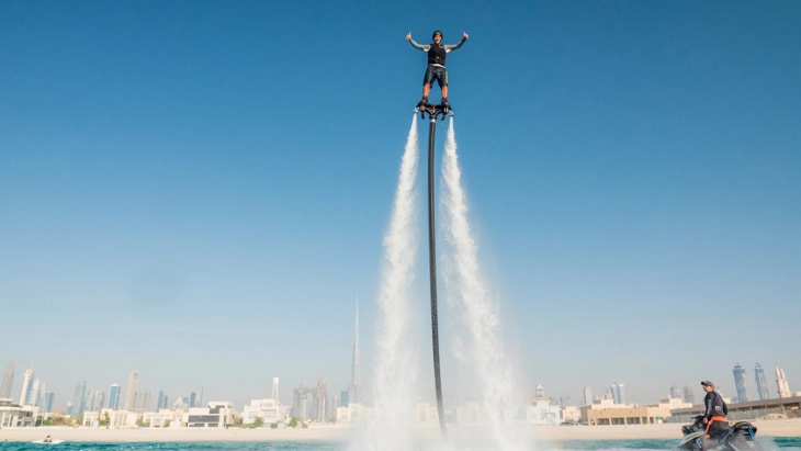 khám phá, trải nghiệm, flyboard phú quốc chơi ở đâu? giá bao nhiêu? kinh nghiệm a-z