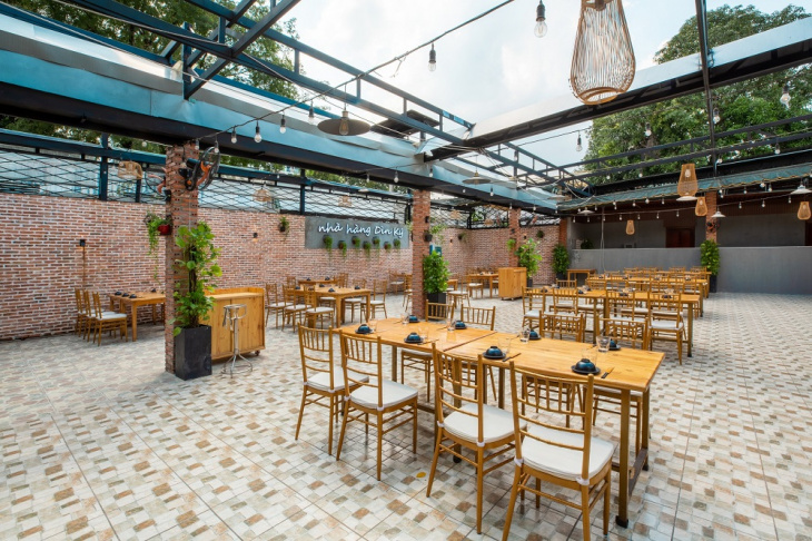en, 10 garden restaurants in saigon for chill weekend dinners