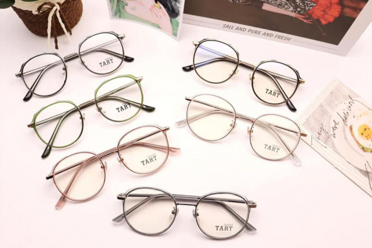 TOP 9+ cửa hàng mắt kính thời trang tại Huế nên ghé