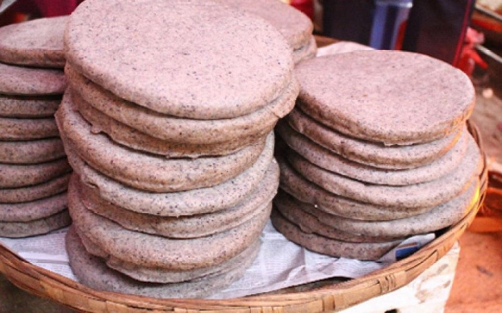 Thưởng thức bánh tam giác mạch – Món bánh đặc sản mang đậm đà bản sắc người Việt