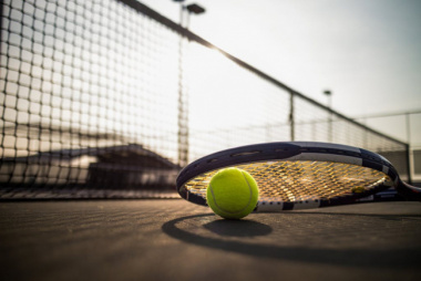 Quần vợt và những điều bạn cần biết trước khi gia nhập môn thể thao này