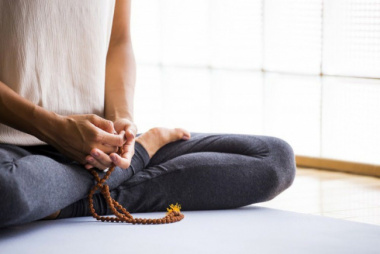 Giải đáp thắc mắc ngồi thiền yoga bao lâu là tốt nhất?