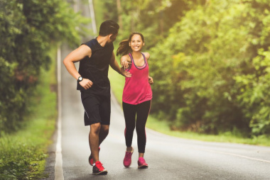 Đi bộ hay chạy bộ mới thật sự tốt cho sức khỏe của bạn?