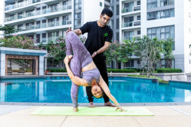 Bạn nên lưu ý gì về đầu gối khi luyện tập iyengar yoga?