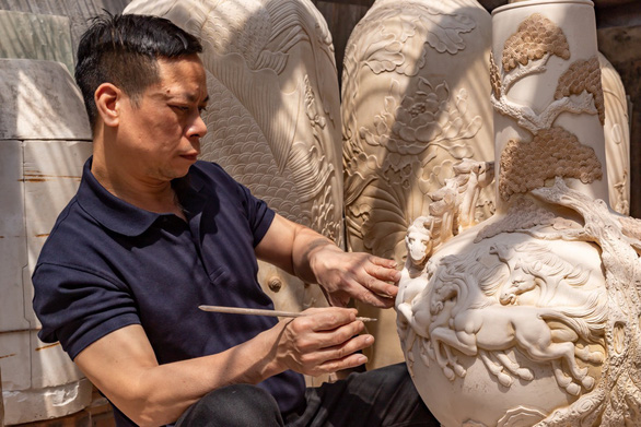 nghệ nhân, nghệ thuật, nguyễn hùng: nghệ nhân gốm việt nam đầu tiên đạt kỷ lục thế giới