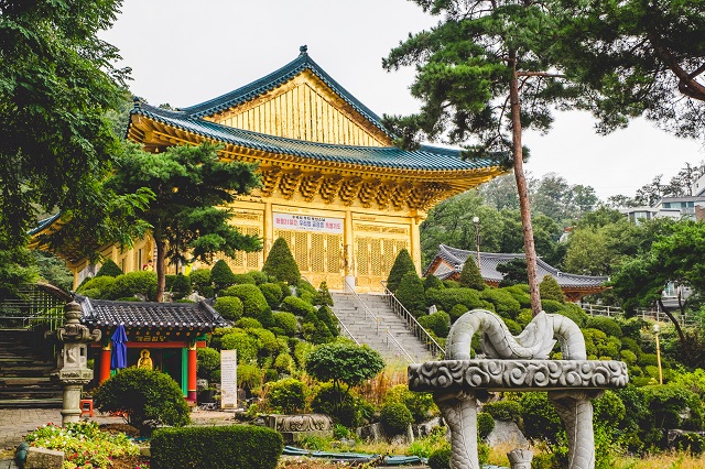 Viếng thăm những ngôi chùa có kiến trúc ấn tượng nhất ở Hàn Quốc